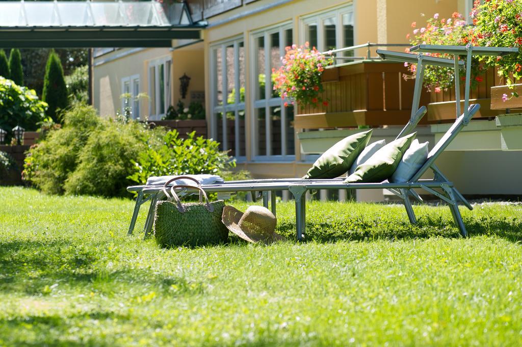 Hotel Riedenburg Bad Fussing Exterior photo